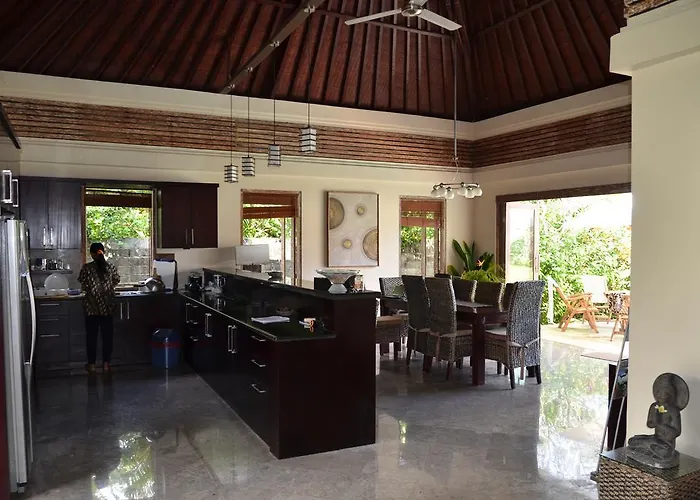 Rumah Pantai Bali Gasthuis Selemadeg (Bali)