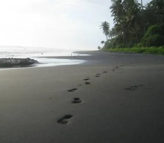 Rumah Pantai Bali 3*