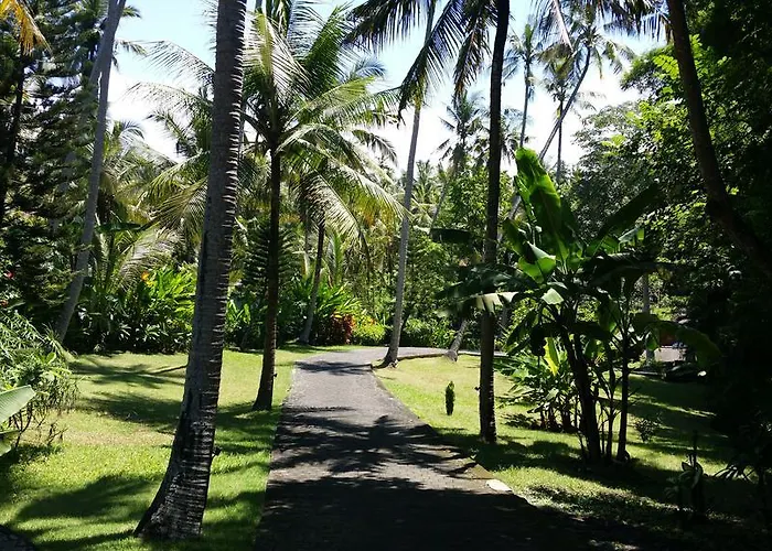 Rumah Pantai Bali Selemadeg (Bali)
